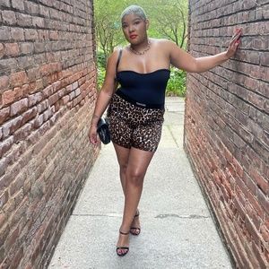 Meet your Posher, Monique